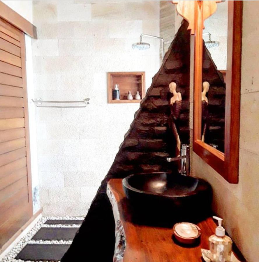 Gili T Sugar Shack Hotel กีลีตราวางัน ภายนอก รูปภาพ