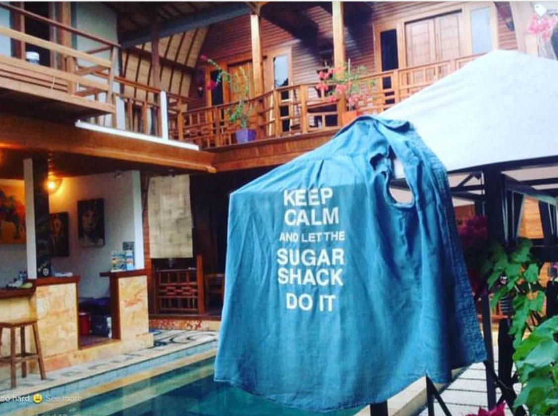 Gili T Sugar Shack Hotel กีลีตราวางัน ภายนอก รูปภาพ